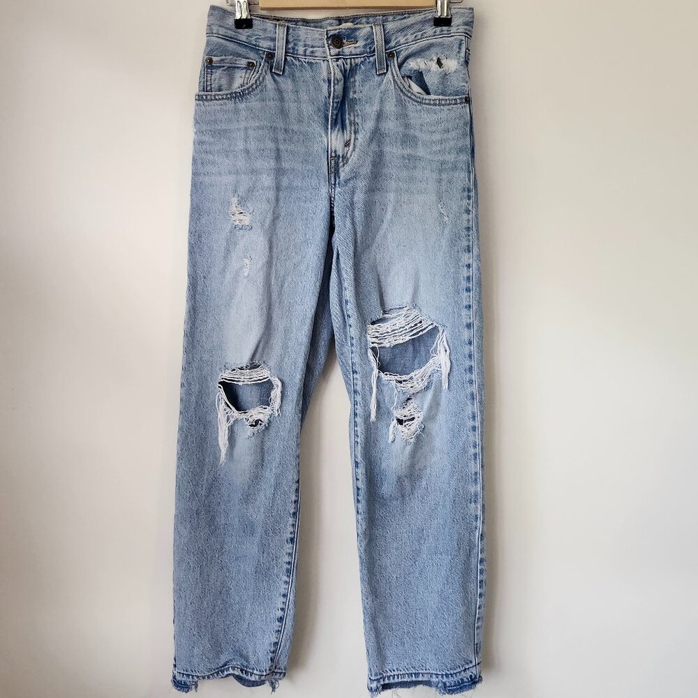 Levi’s Premium Baggy Dad Jeans Women’s Size 24 Light Wash Distressed Raw Hem